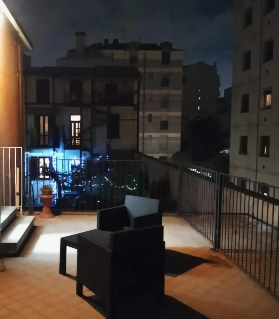 Doppia Atmosfera Bed and Breakfast Milano 0*,